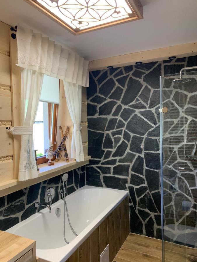 コシチェリスコApartament Sielsko Widokowyアパートメント エクステリア 写真